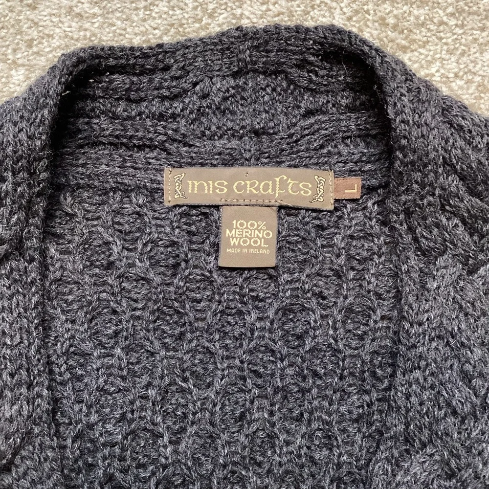 MADE IN IRELAND Inis Crafts One Button Wool Sweater Cardigan Jacket Black Large - Picture 6 of 6